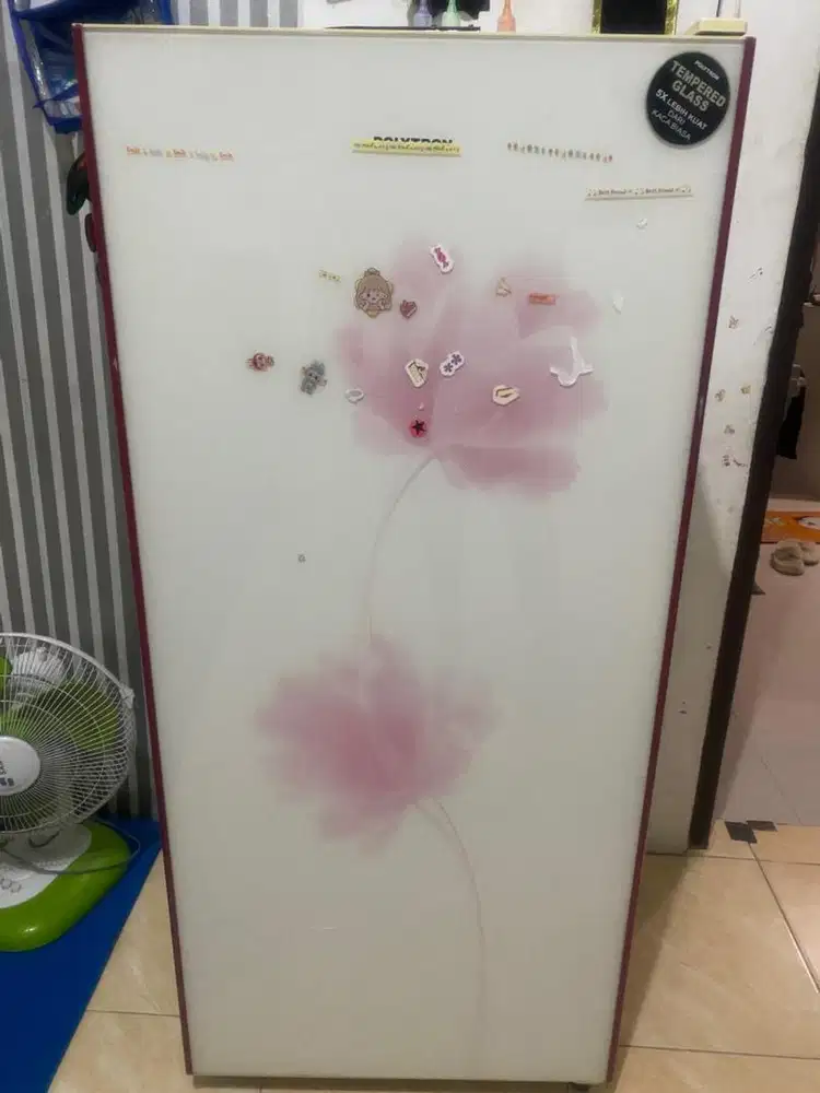 Jual cepat Kulkas 1 Pintu Polytron