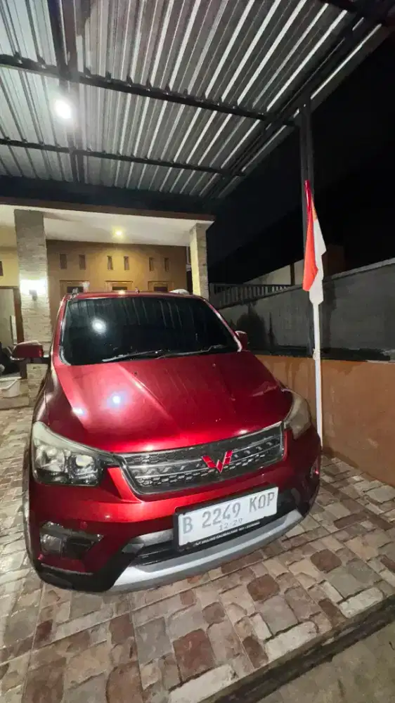 Wuling Confero S 2019 Merah