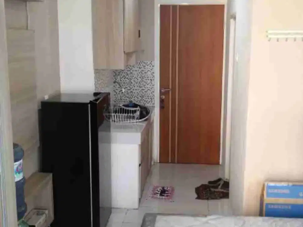 Disewakan Apartemen Puncak Dharmahusada Studio Tinggal Bawa Koper