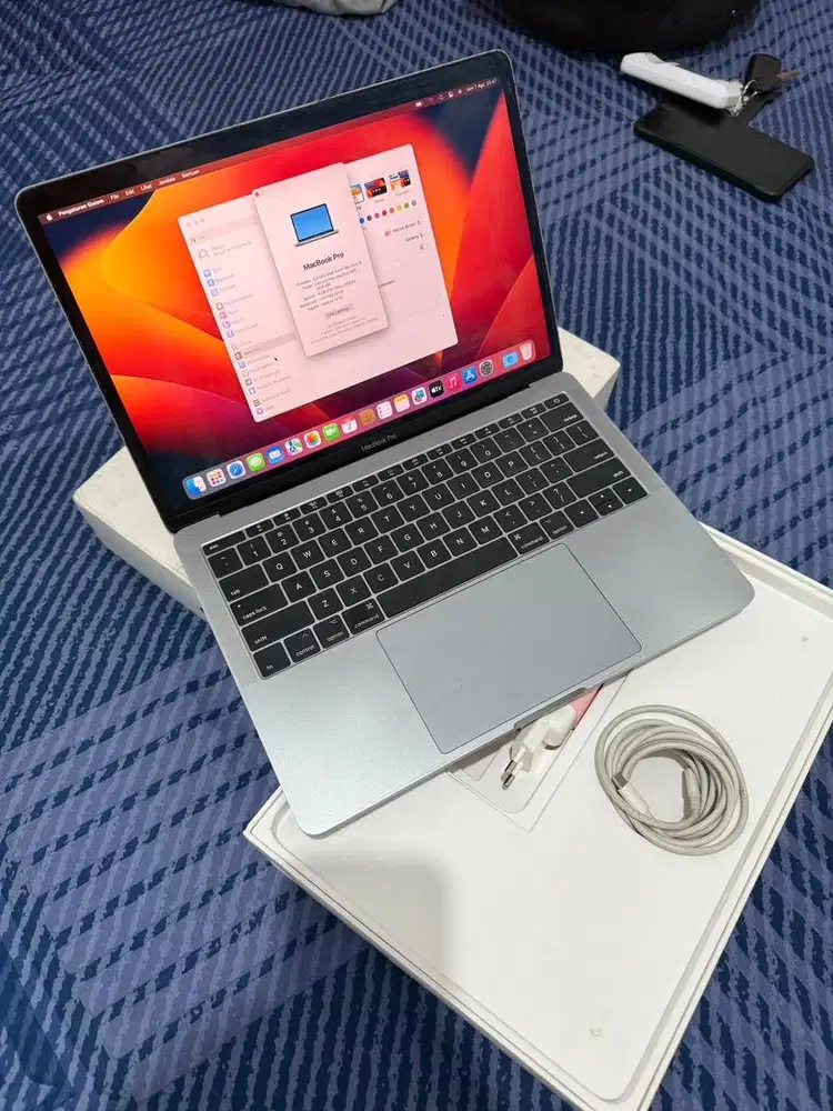 MACBOOK PRO 2019 13inch 8/512gb RESMI IBOX