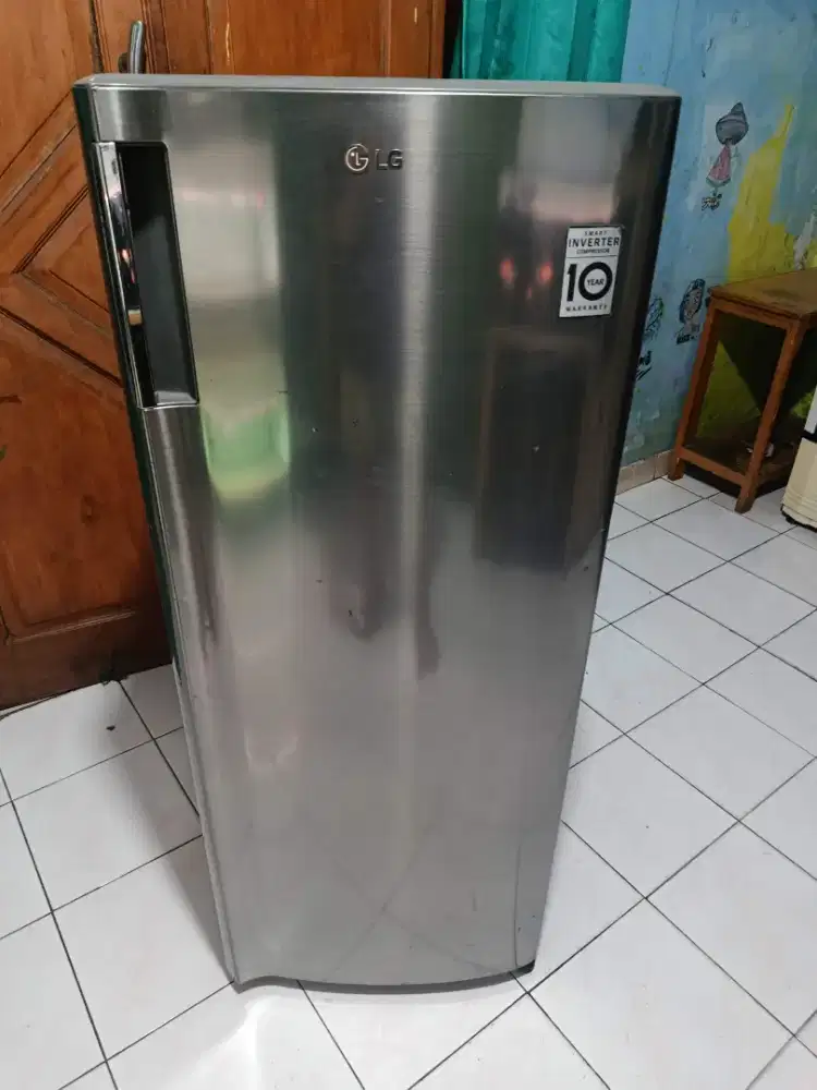 Frezzer Rak merek LG 6 RAK
