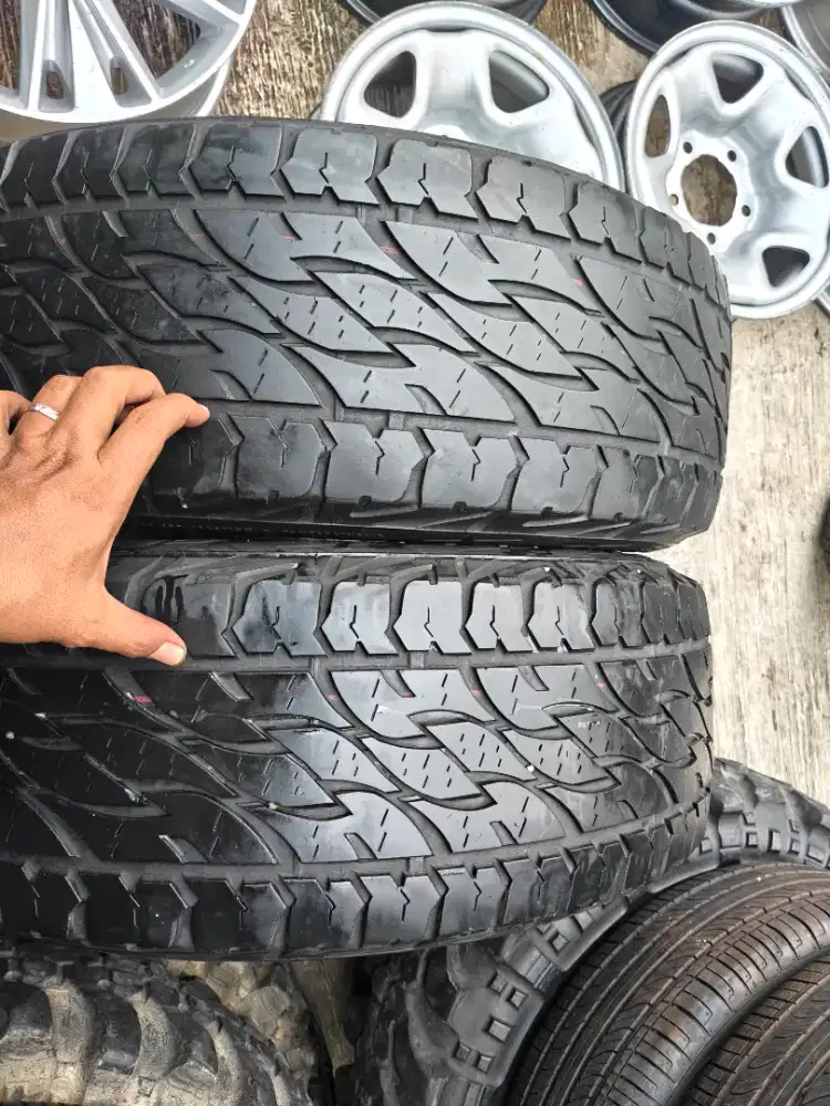 Jual ban copotan mrek bregestone dueler A/T ukuran 265 65 R17 2pcs