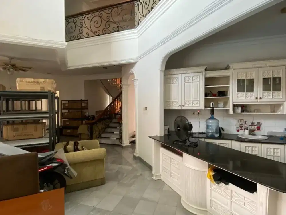 Dijual Rumah di Ampera - Jakarta Selatan, Dalam Komplek, Lokasi Strategis
