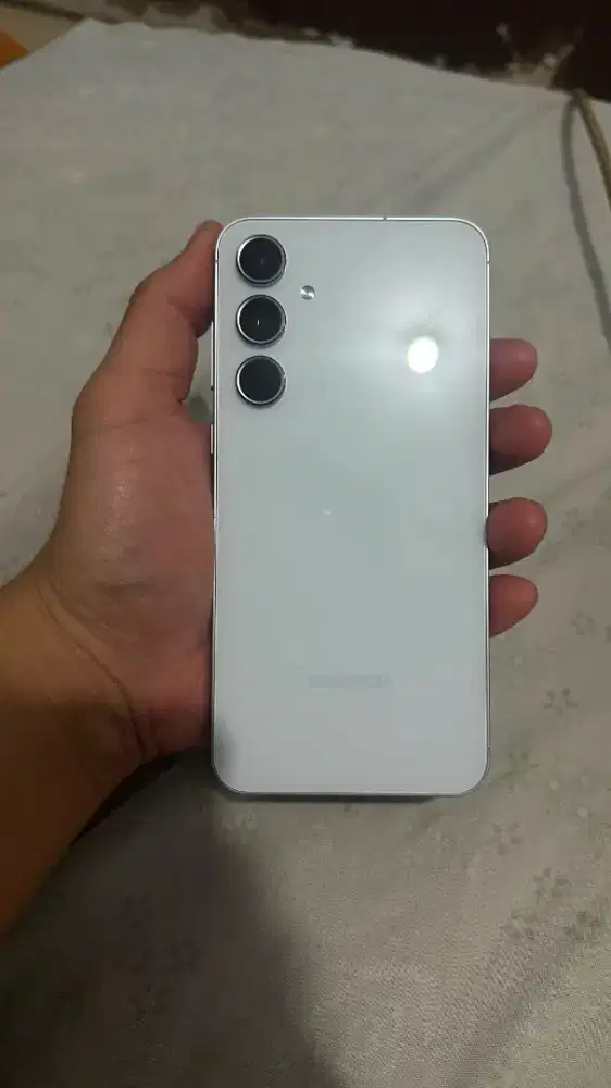 Samsung a55 5g 8/256 second