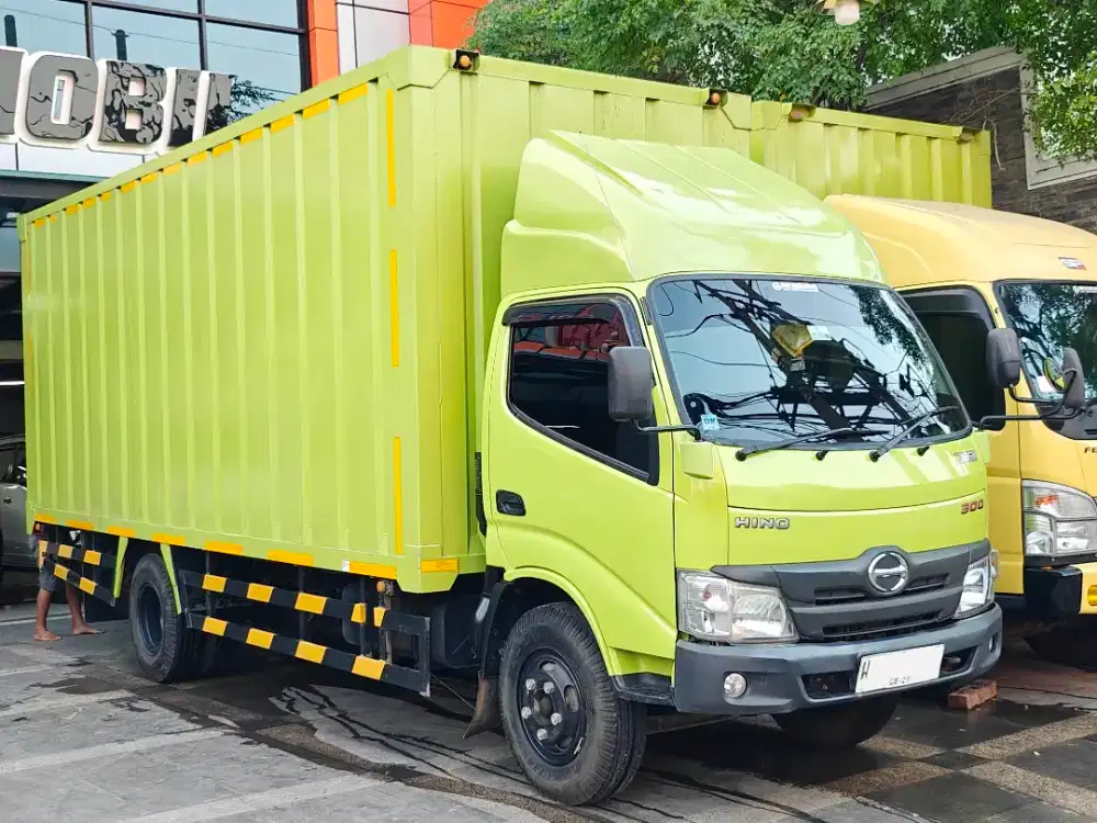 SptBaru Hino Dutro 2024 136 HDL Cargo 300 6Roda Box Besi Long 2025 CDD