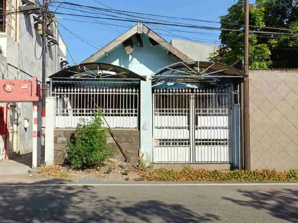 Simokerto jalan raya komersil murah BU