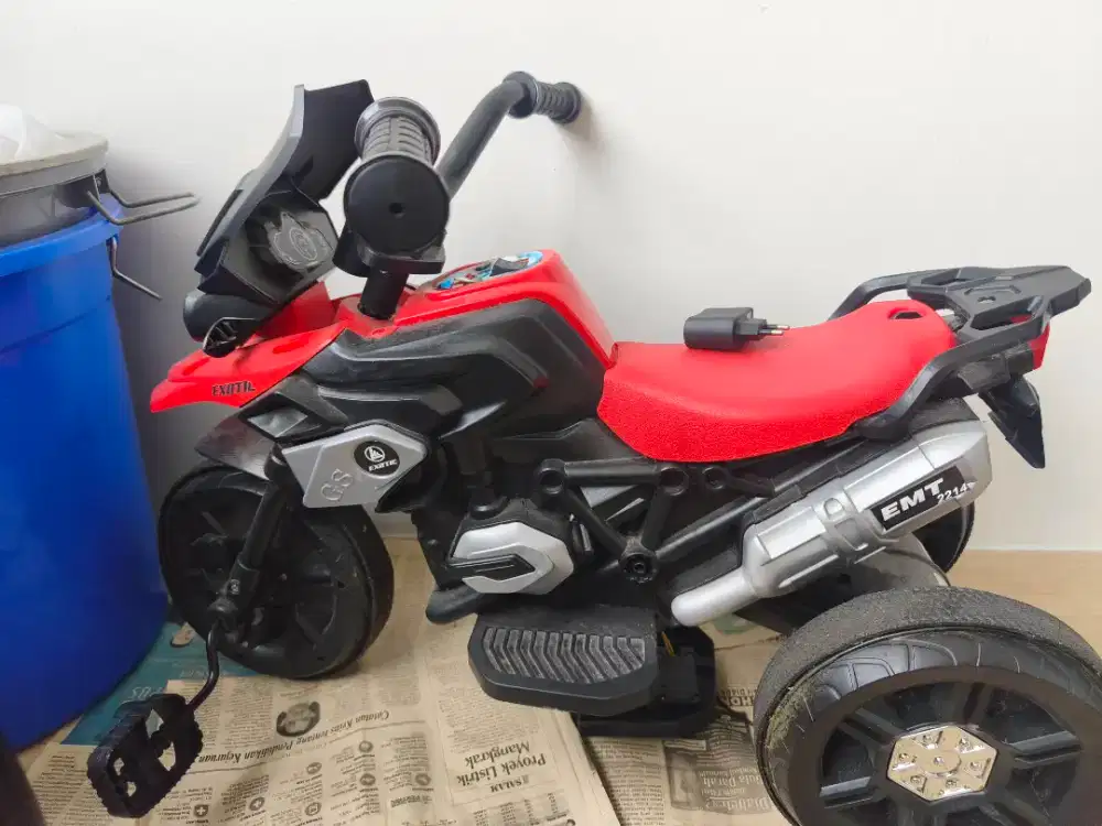 Mainan Motor Aki Merk Exotic Bisa jadi sepeda