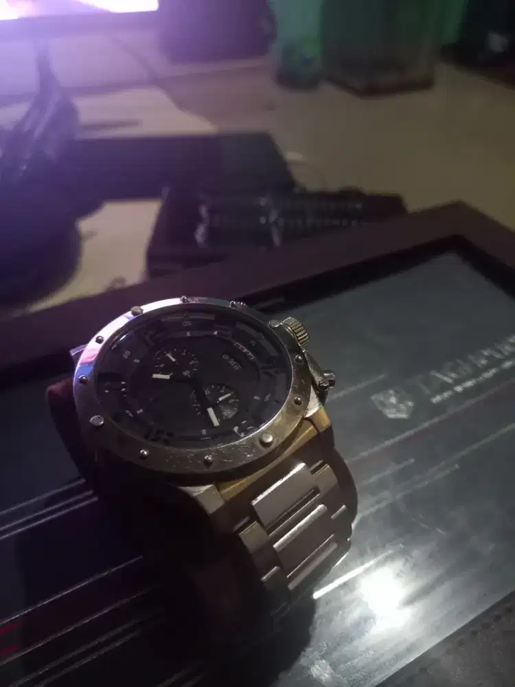 Expedition E6381 | Original