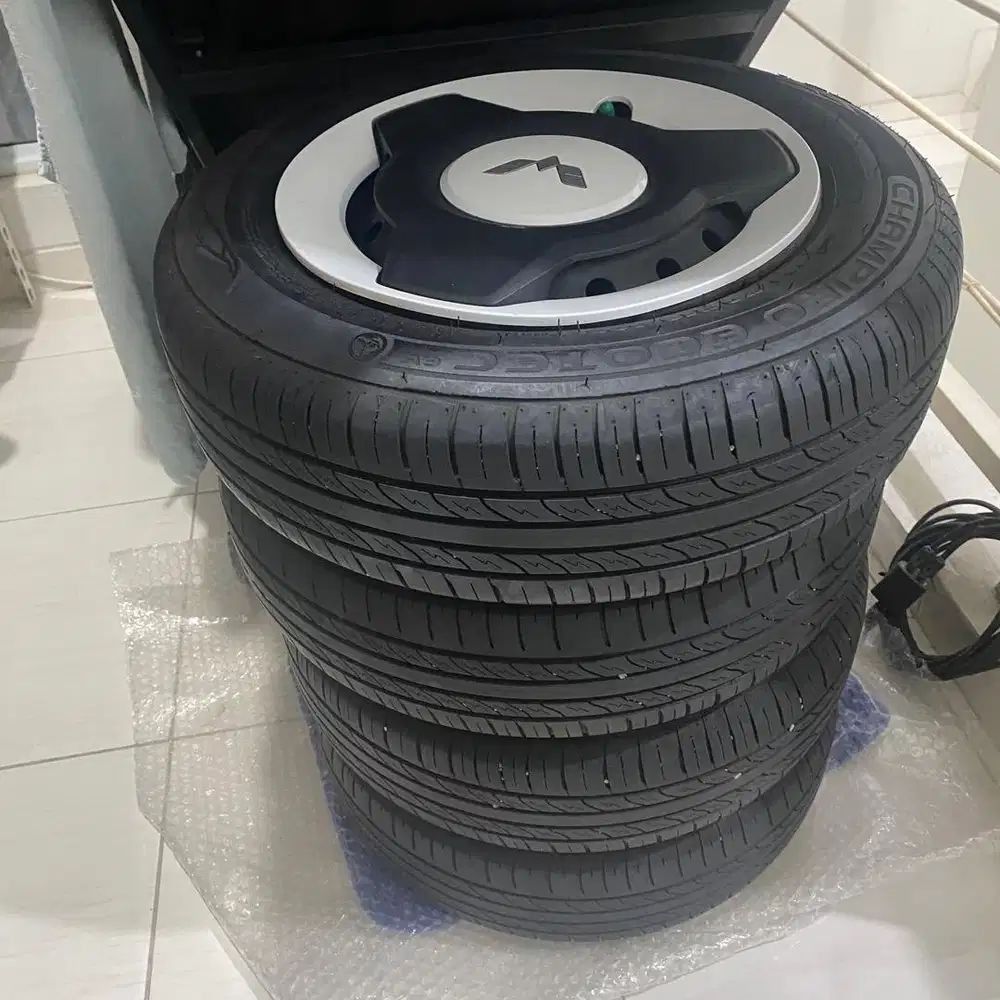 Ban Bekas Wuling Air EV Ring 12