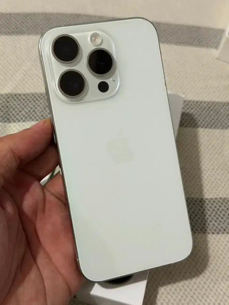 Iphone 15 Pro 128gb Inter White Titanium