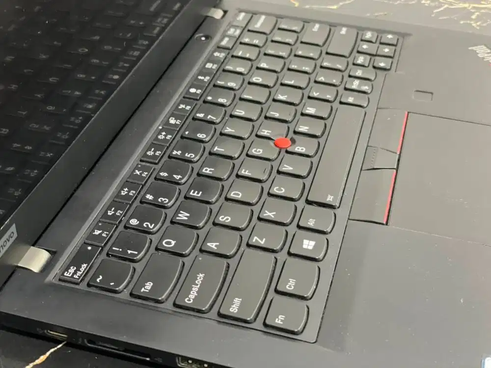 Lenovo Thinkpad X390 | Core i7 Gen 8 | Touchscreen | 16GB RAM | 512 GB
