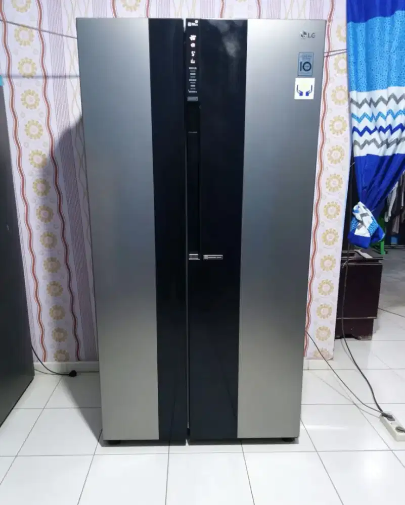 KULKAS LG SIDE BY SIDE