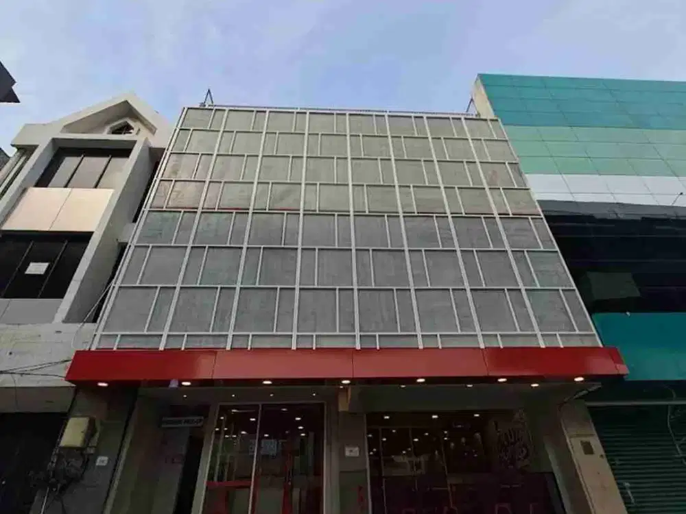 Ruko Gandeng Strategis Langka Jarang Ada dekat MKG Jakut
