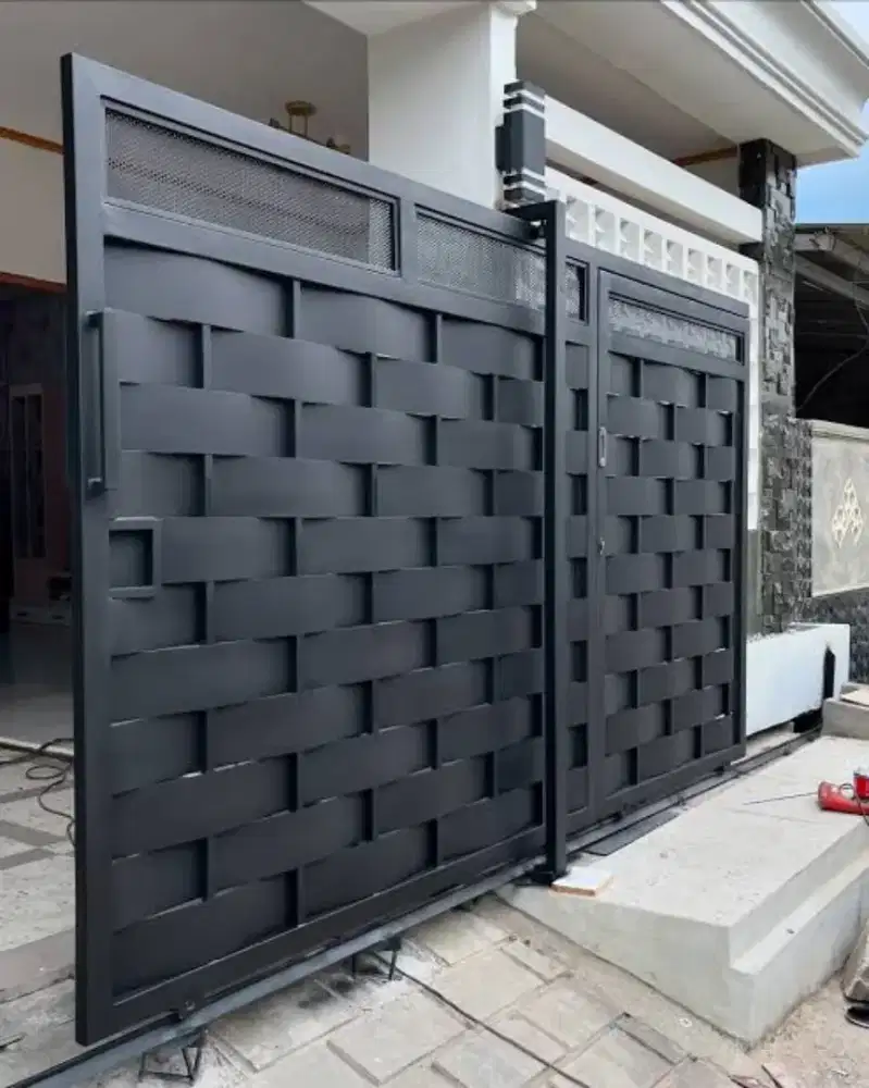Pintu pagar minimalis dabel sleding 567