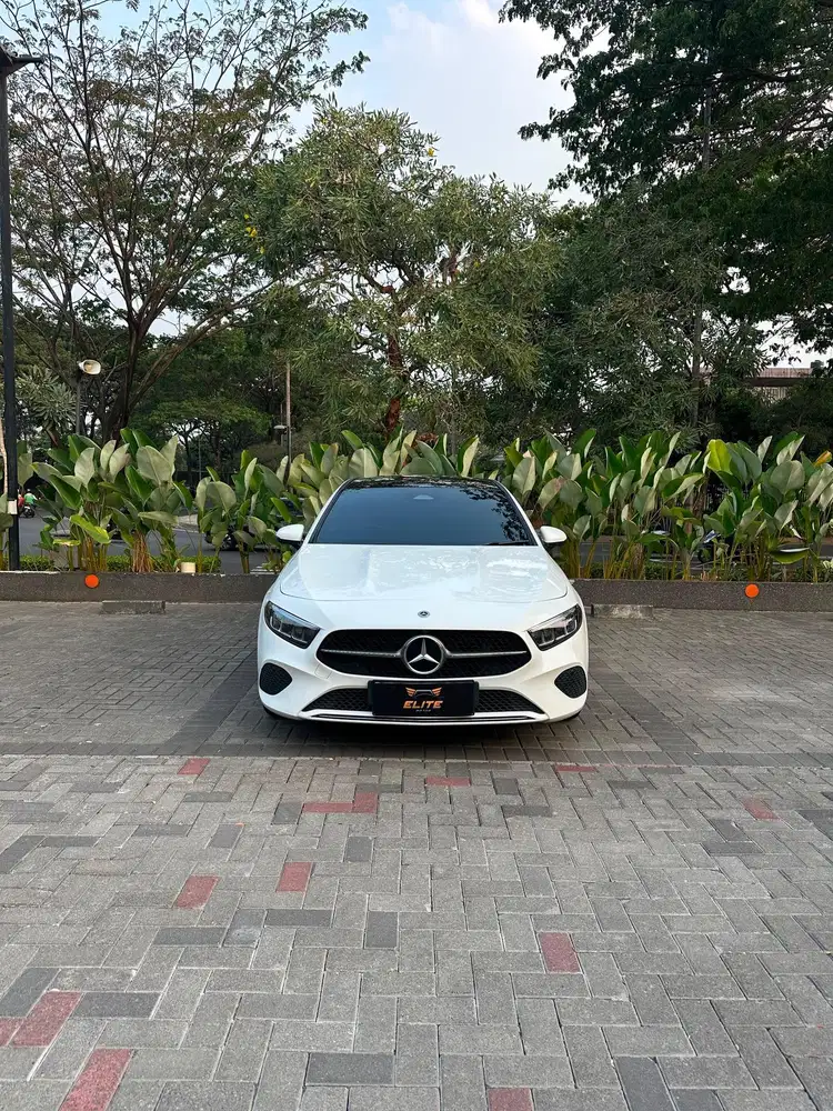 Mercedes Benz A200 Sedan Facelift 2024 Bergaransi