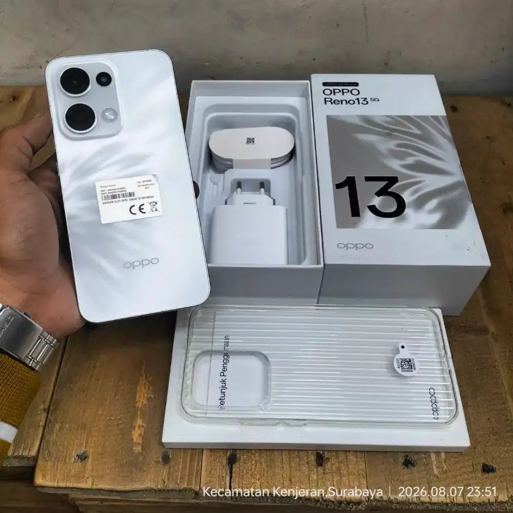Reno 13 5G 12/256gb open book fresh garansi belum aktivasi