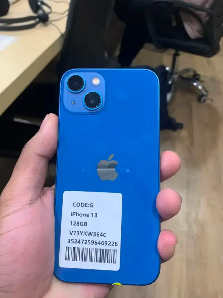 CICILAN IPHONE SECOND LIKE NEW