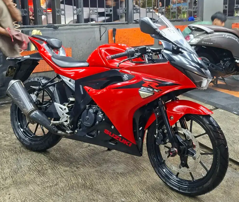 GSX R 150 Plat D Surat2 lengkap pajak jalan tinggal gas saja boskuh