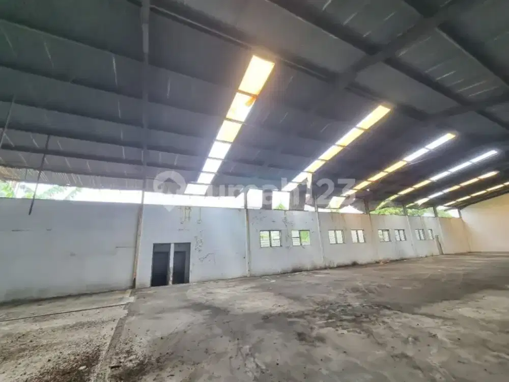 Disewakan Gudang Batu Ceper Siap Pakai Bangunan 2000Meter.