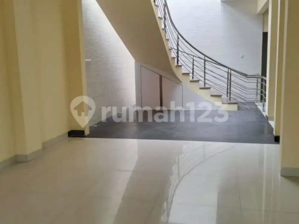 Dijual Rumah Premier Pavilion Kalideres