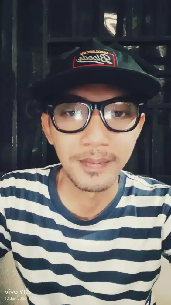 Mencari pekerjaan halal