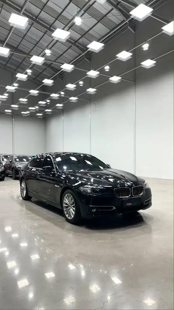 TDP 60jt! BMW 528i Luxury F10 Facelift LCI 2016, Plat L, KM 45rb