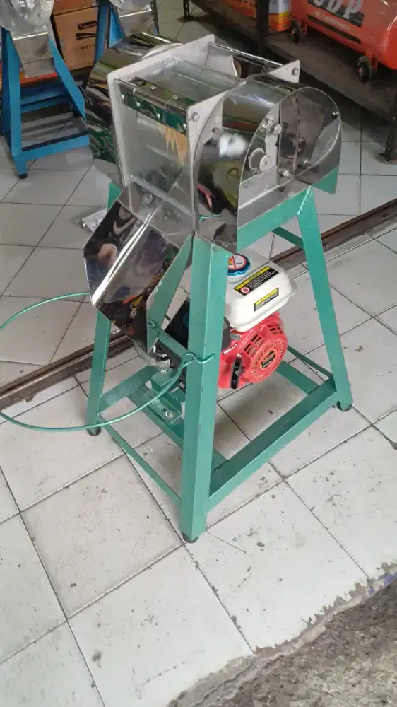 MESIN PARUT KELAPA stainless anti karat