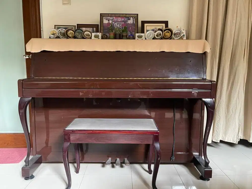 Yamaha Upright Piano LU-110 Original Jepang