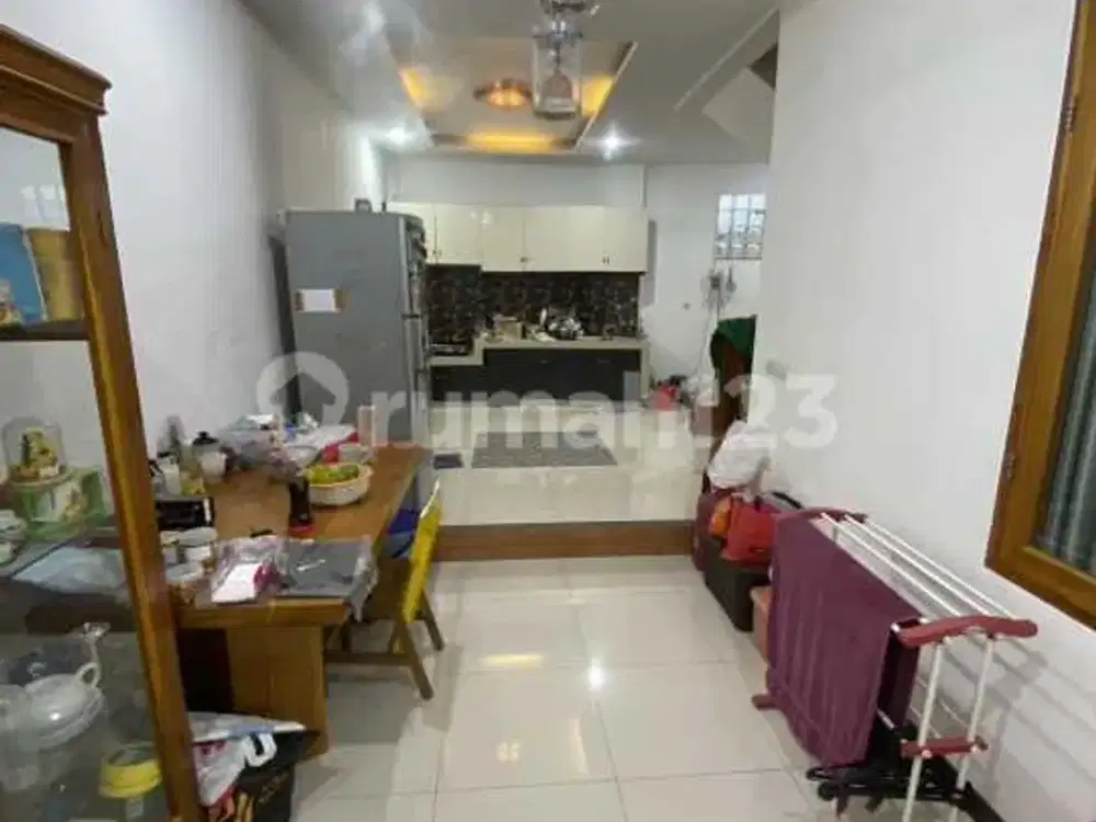 Di Jual Rumah di Duta Garden Siap Huni