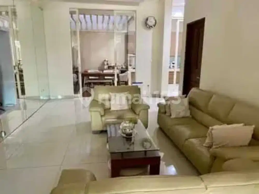 Dijual Rumah Di Pik Siap Huni