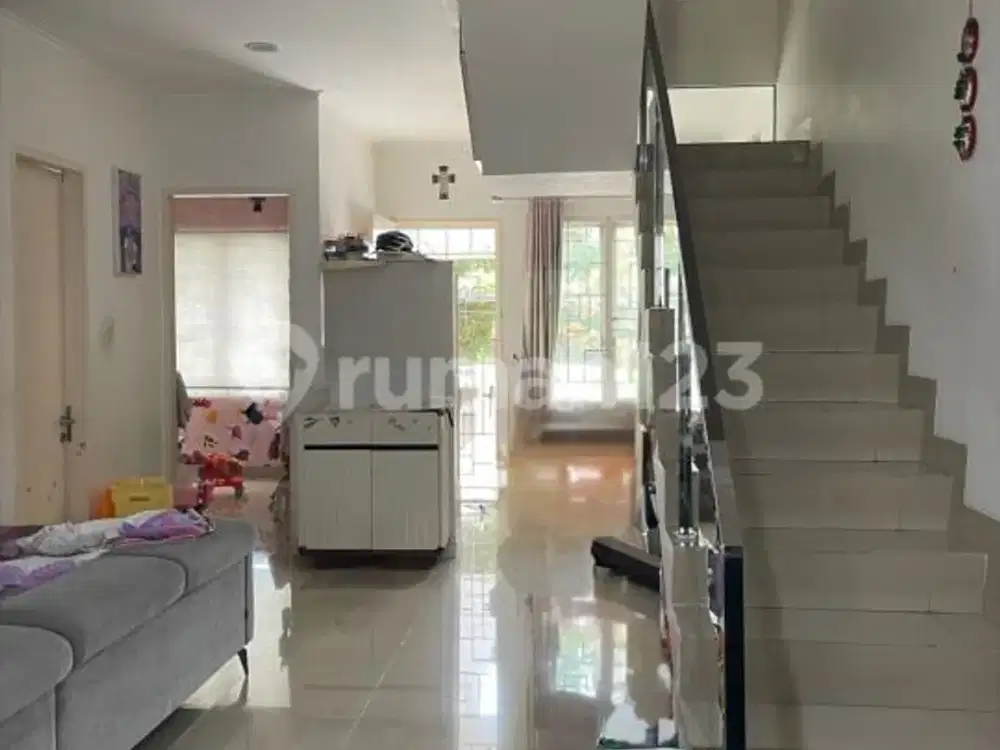 Di Jual Rumah Di Taman Surya 5 Siap Huni