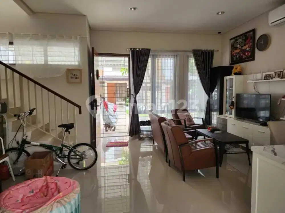 Dijual Rumah Di Green Lake Siap Huni