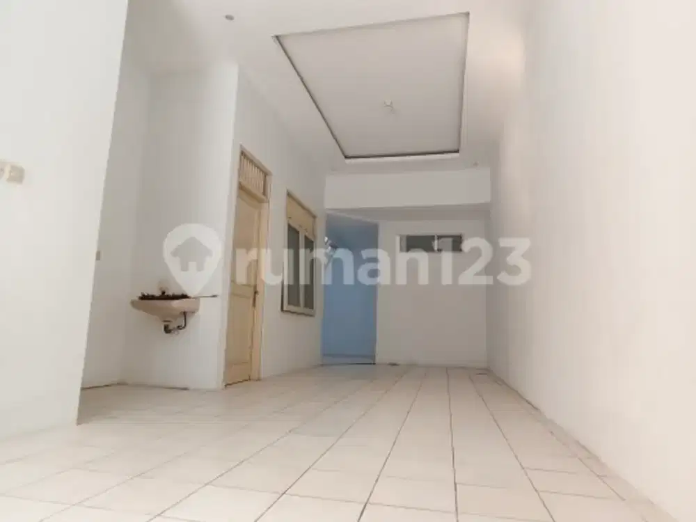 Disewakan Rumah Duta Garden Blok A