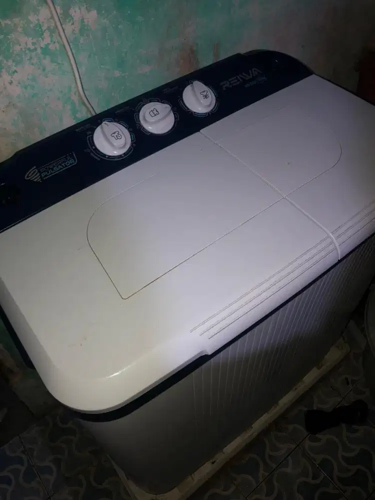 Dijual cepat mesin cuci reiwa