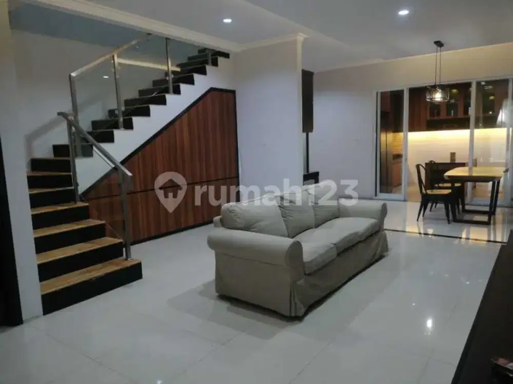 Di Jual Cepat Rumah di Citra 8 Siap Huni