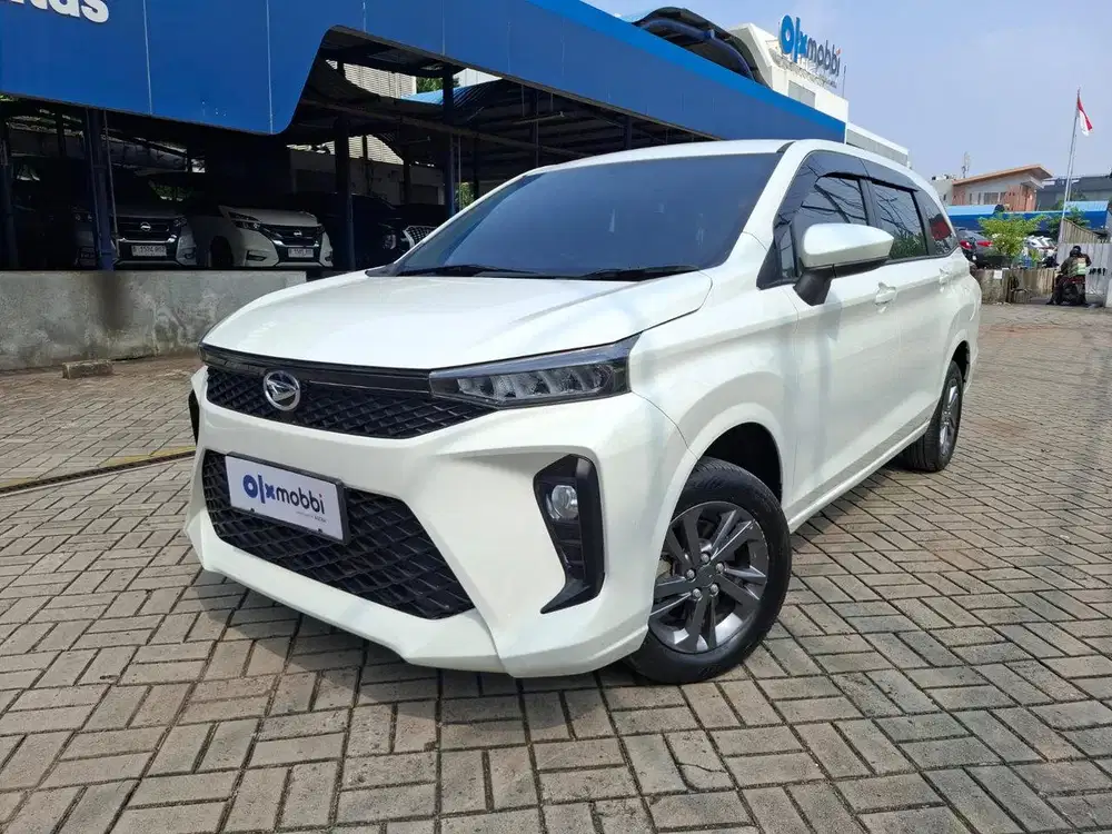 DP 1 JUTA Daihatsu Xenia 1.3 R Bensin-AT 2022 Putih CDKSB