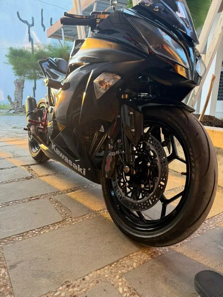 Dijual Kawasaki Ninja 250FI 2013