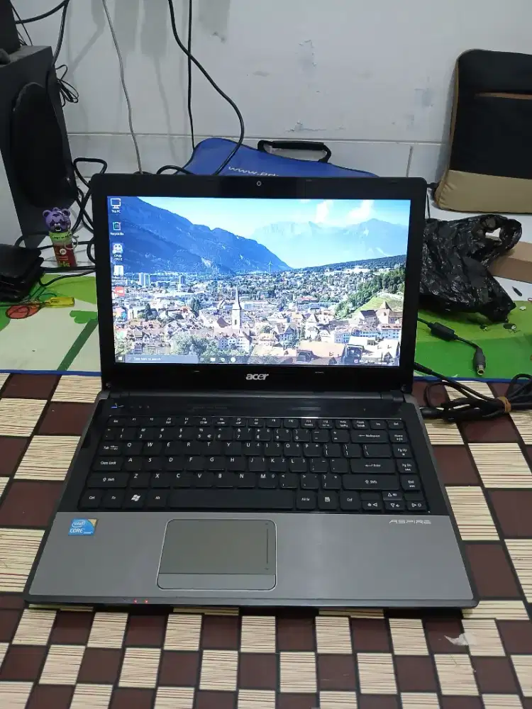 Laptop Acer Aspire 4745G ,Intel Core i5 ,Ram 8Gb ,Vga Amd Radeon 5000