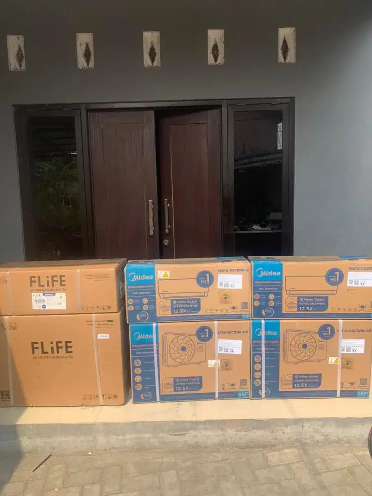 Ac Midea 1/2 Pk Baru + Pasang