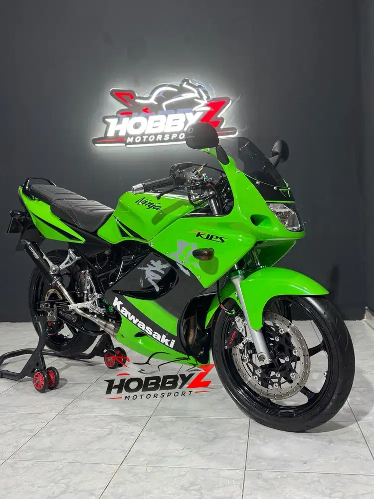 Kawasaki ninja 150RR/zx-150RR se gen4 2011 modif hedon,istimewa