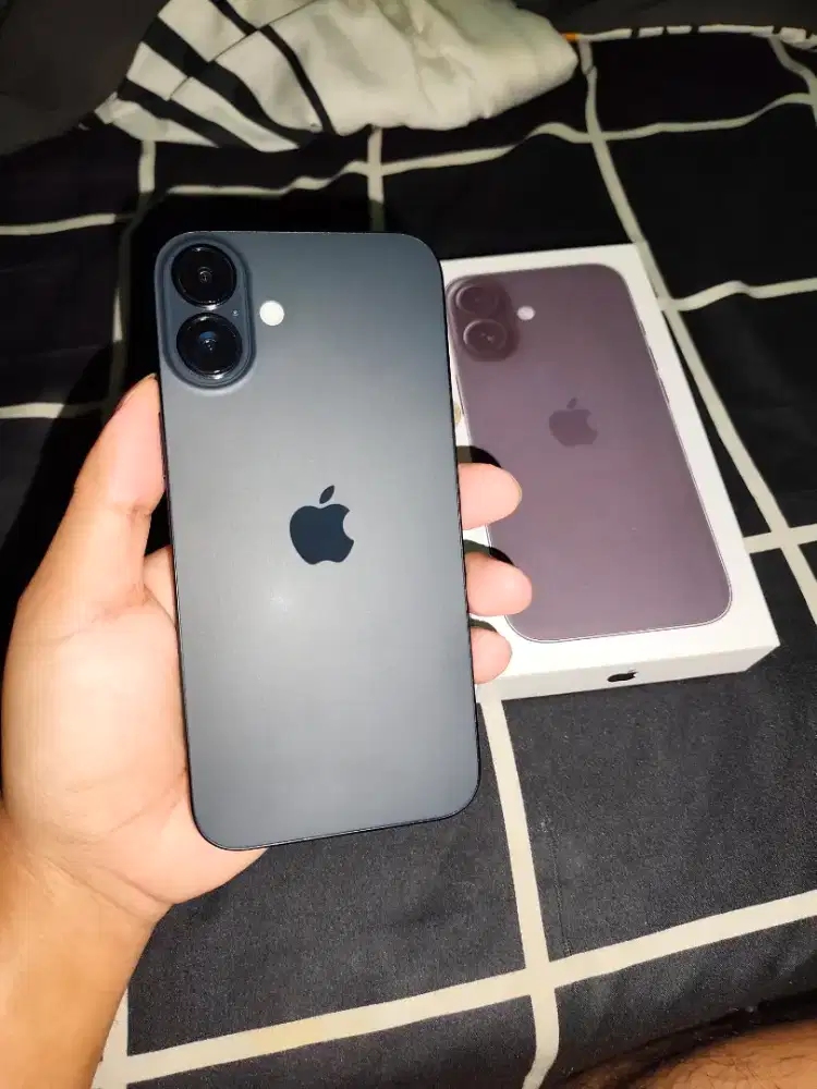 iPhone 16Plus 128GB Black inter