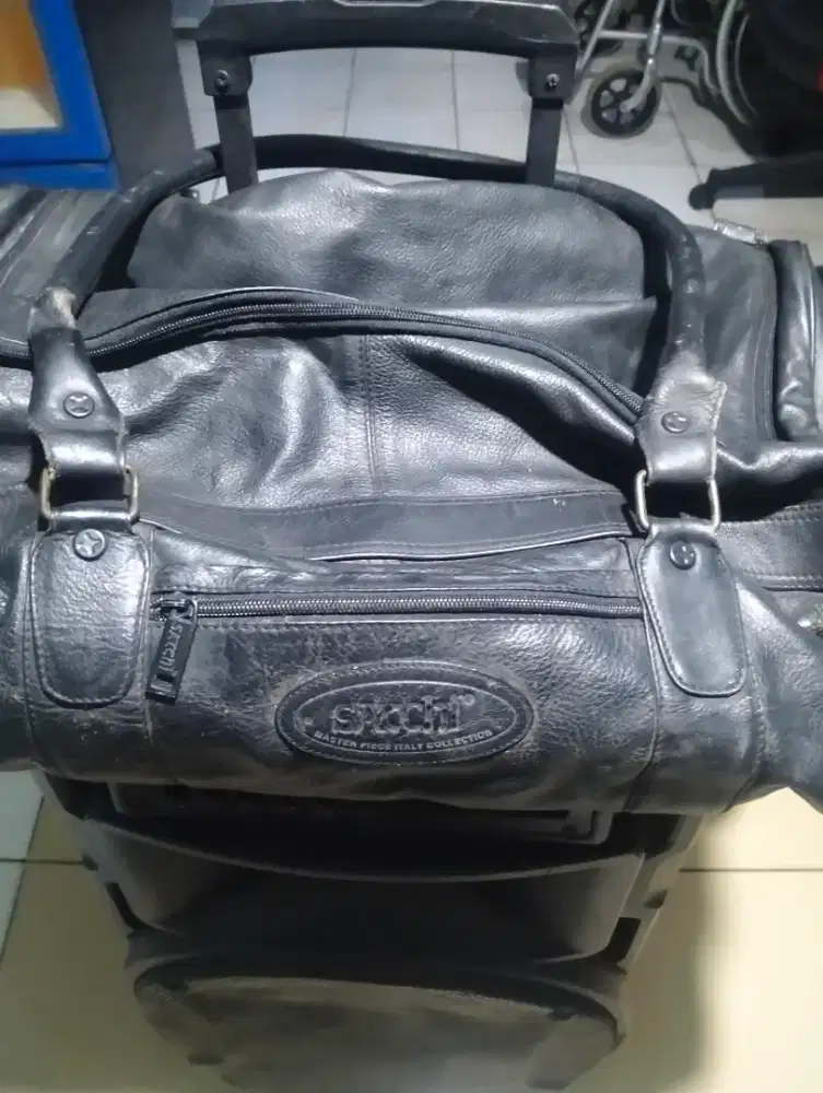Tas kulit besar satchi