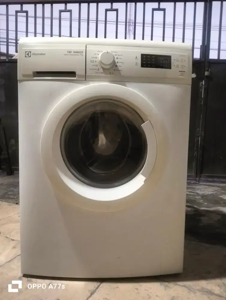 Mesin cuci Electrolux 7kg