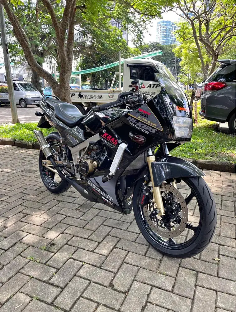 Kawasaki ninja 150 R 2008 SSR modif hedon rata kanan,istimewa