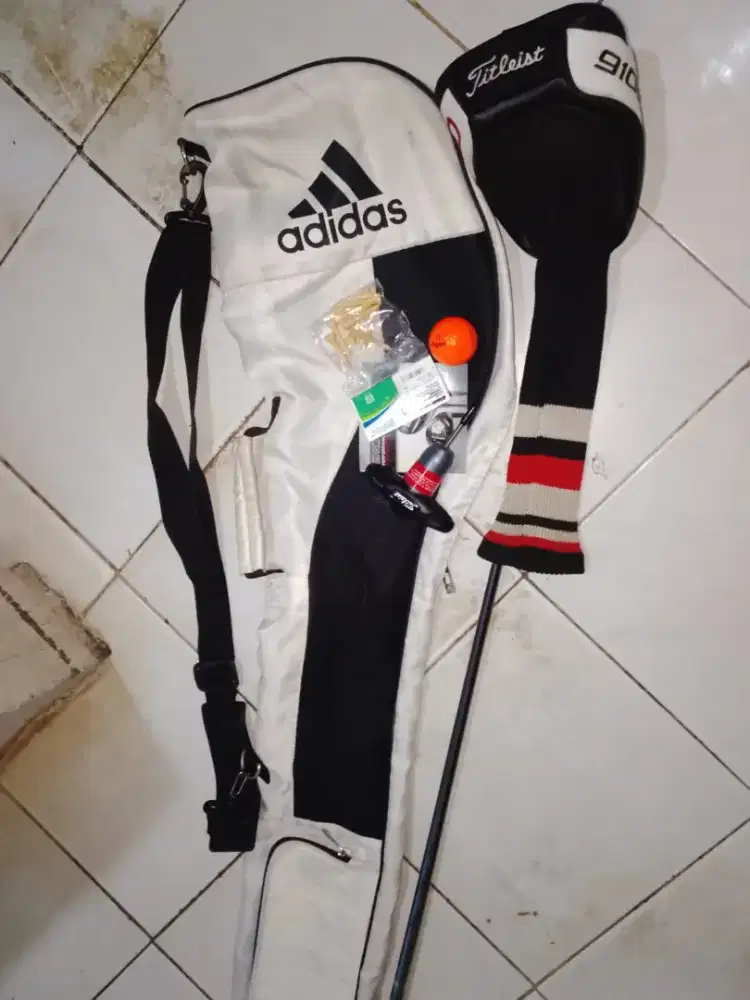 Jual stik golf masih bagus layak pakai lokasi Kemang jaksel
