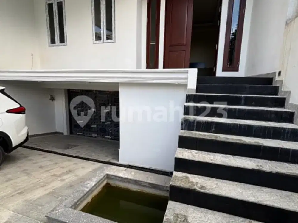 Dijual / Disewa Rumah Cantik dan Mewah Brand New di Alam Sutera