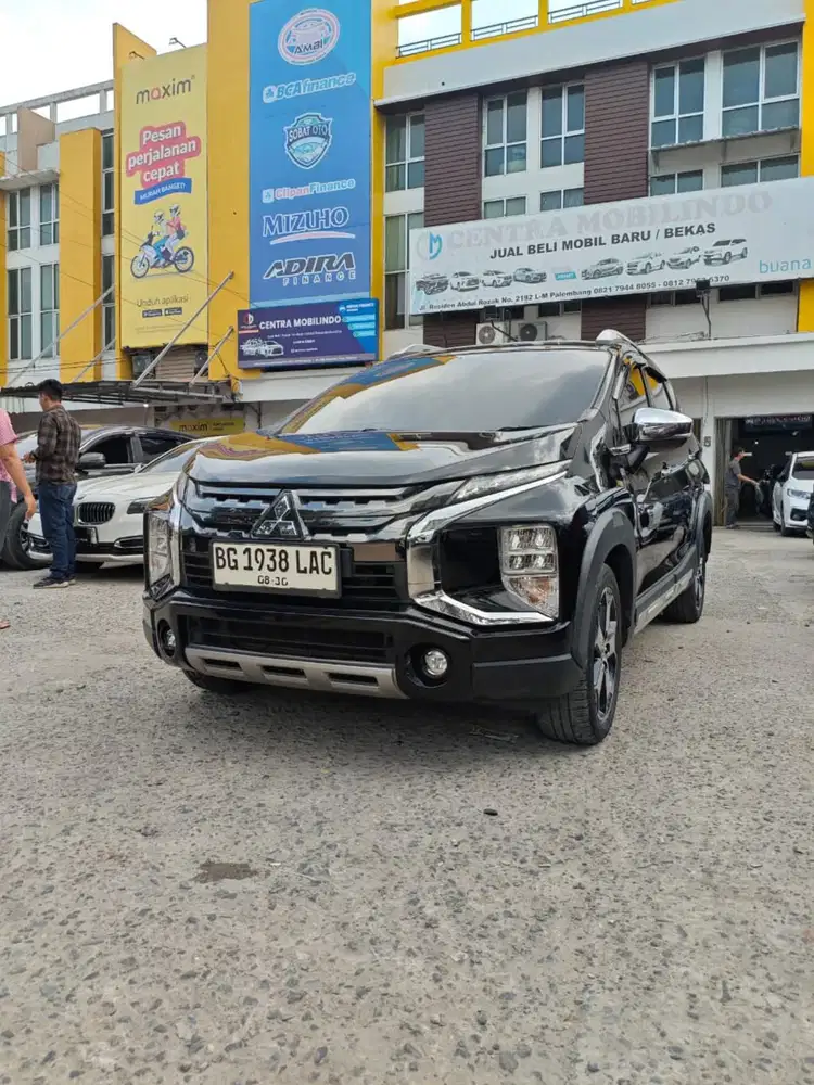 Xpander Cross 1.5 matic 2021 hitam istimewa dp 35 jt
