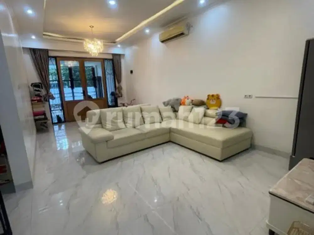 Dijual Rumah Bangunan Mandiri Rumah di Regensi Melati Mas