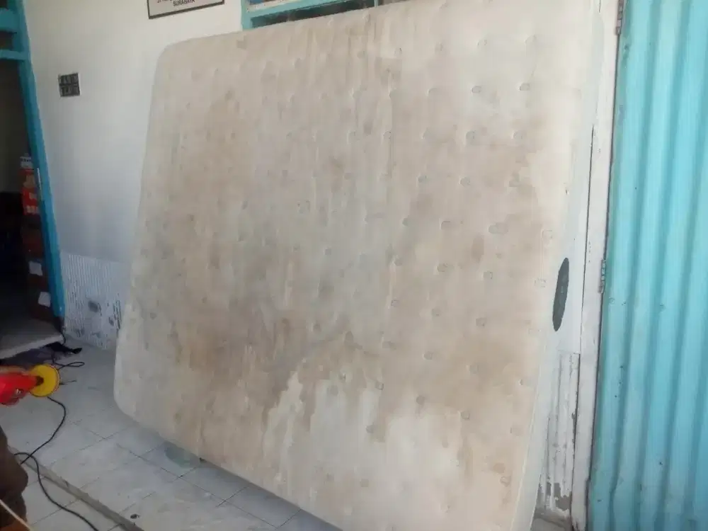 Cuci sofa springbed karpet jok mobil di Surabaya Sidoarjo dan Gresik