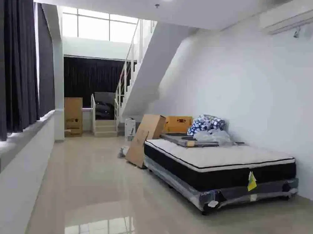 DIJUAL MURAH/ DISEWAKAN Unit Apartemen SOHO 2 Lantai Skysuite Residence